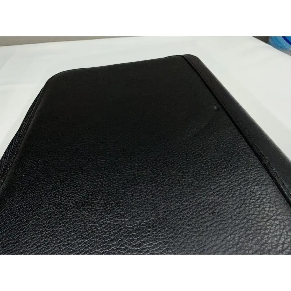 Daytimer Organizer Planner 7 Ring Genuine Leather Zipper Closure 7.25 x 9.75”